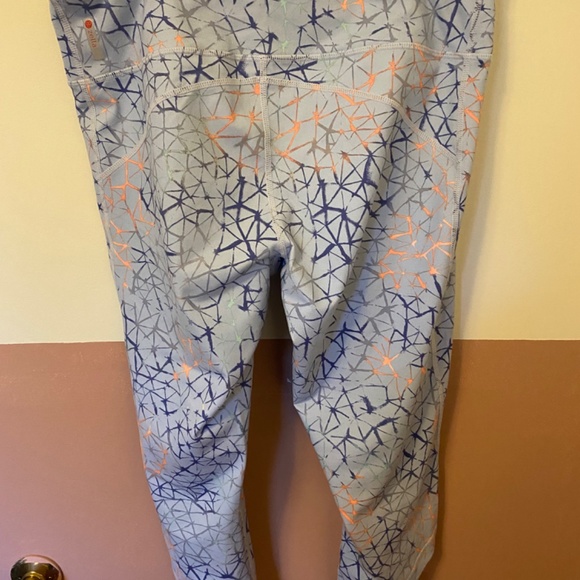 Zella Blue Feathered‎ Constellation Leggings - Picture 2 of 7